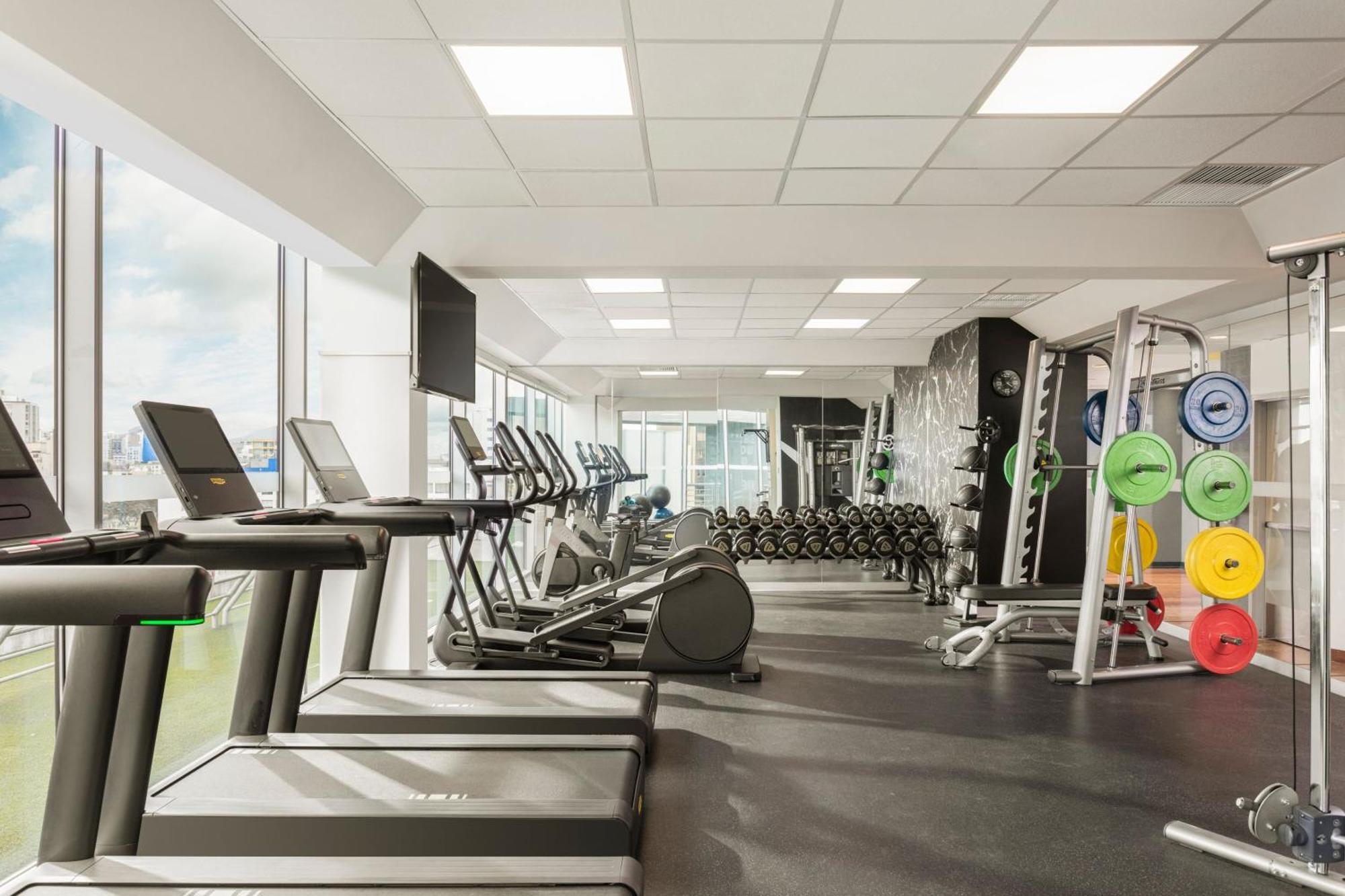 Courtyard By Marriott Miraflores Hotel